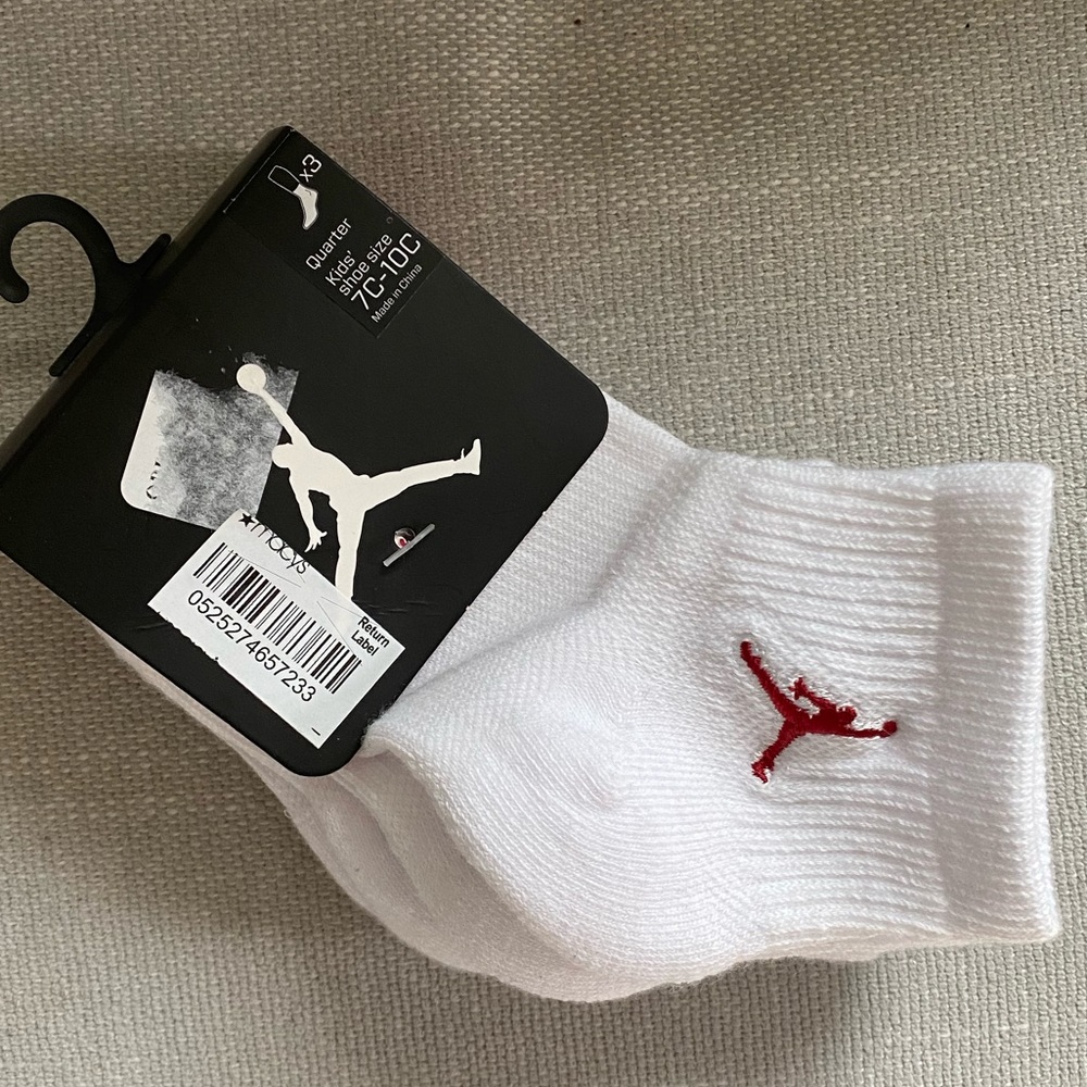 *Brand New* Nike Jordan Kids Quarter Socks